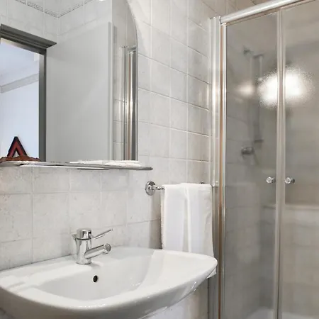 Hotel Aquamarina 3*